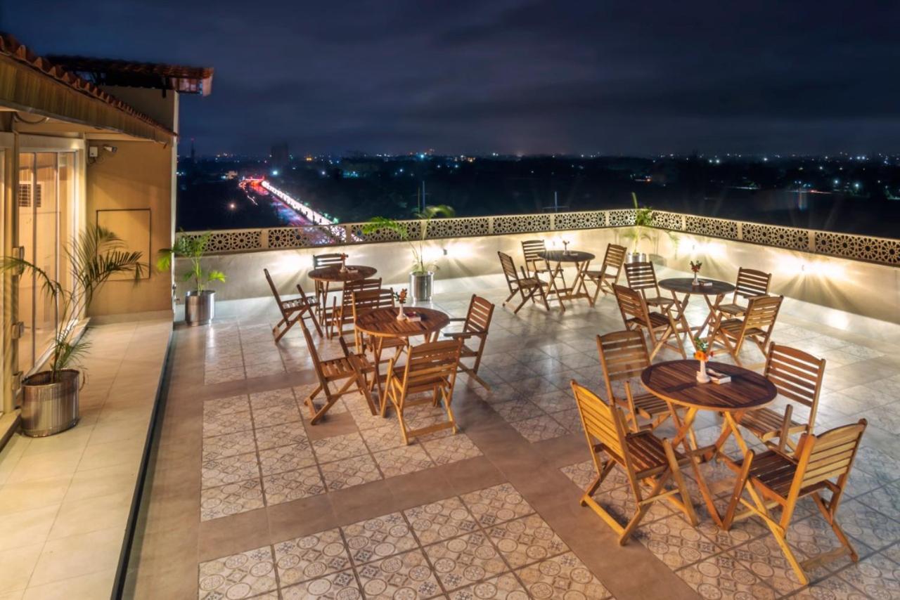 Hotel One Garden Town, לאהור מראה חיצוני תמונה