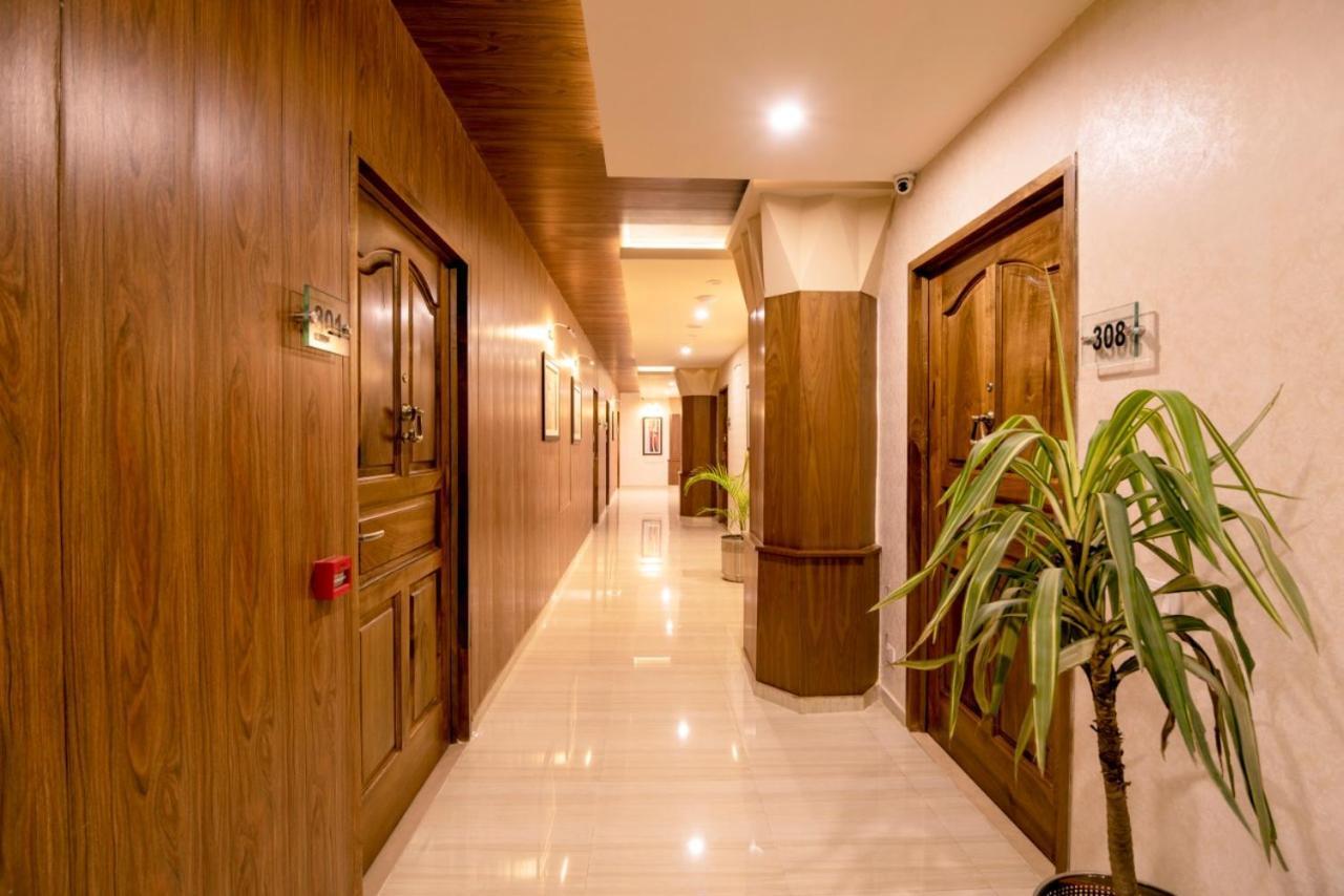 Hotel One Garden Town, לאהור מראה חיצוני תמונה